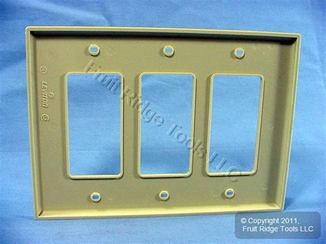 Leviton Pj263 I 3 Gang Decoragfci Device Wallplate Midway Size Ivory For Sale Online Ebay