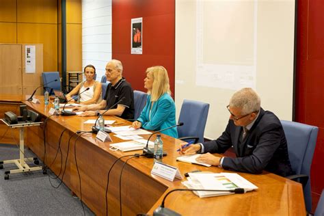 Una Veintena De Expertos Debaten En La Uji Sobre La Discriminación