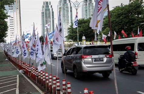 Jurnal METRO Analisa Jadi Fakta DKI JAKARTA KUMUH AKIBAT ATRIBUT