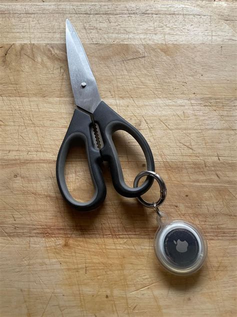 Missing scissors cause massive flight cancellations and delays at Japan