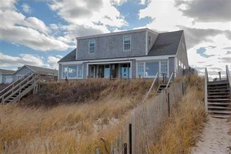 [UPDATED] 45 Dreamy Airbnb Cape Cod Rentals