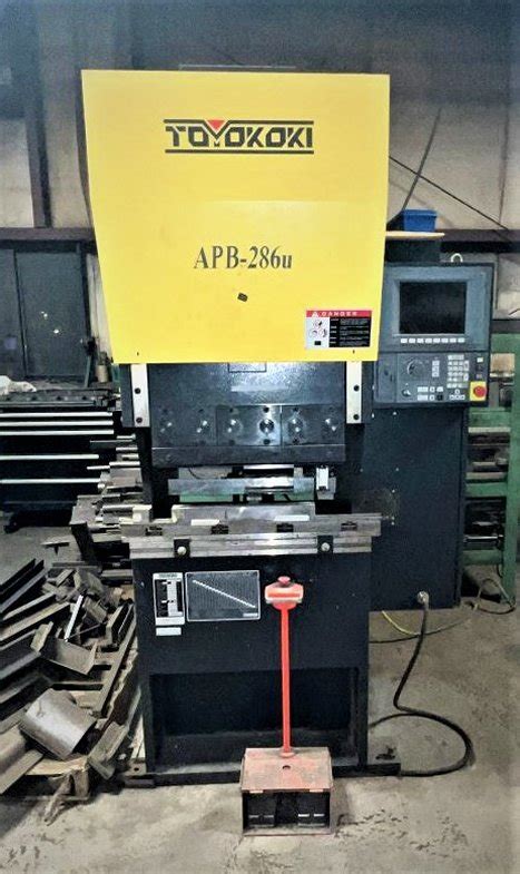 Used Press Brakes For Sale 30 TON X 30 TOYOKOKI APB 286U FULLY