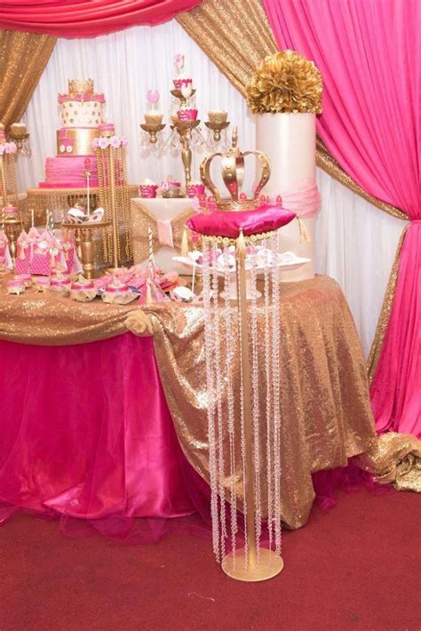 Fantastic Quinceanera Party Themes Join The Club In 2020 Royal