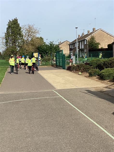 Southfields Primary School Year 6 Achievement Level 2 Bikeability