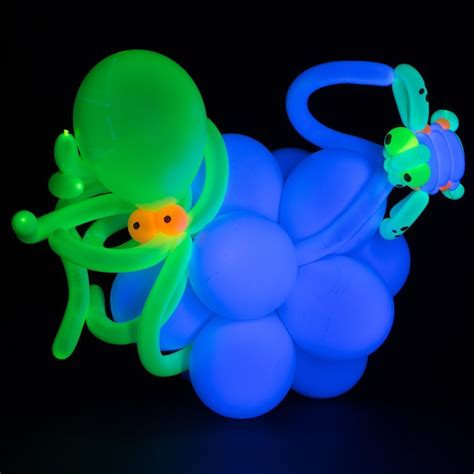 Glow King Uv Blacklight Reactive Fluorescent Neon Glow Party Balloons