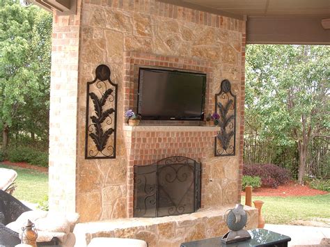 Faux Stone Outdoor Fireplace | Fireplace Designs