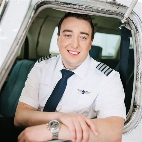 Ryan O Donnell First Officer Frontier Airlines Linkedin