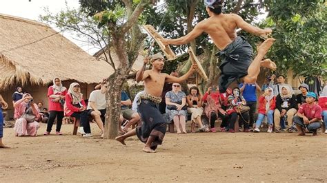 69 Nama Suku Di Indonesia Lengkap Daerah Asalnya Daerah Mana Suku