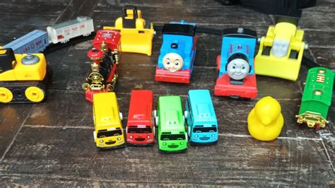 Mencari Unboxing Dan Merakit Mainan Kereta Api Thomas And Friends Bus