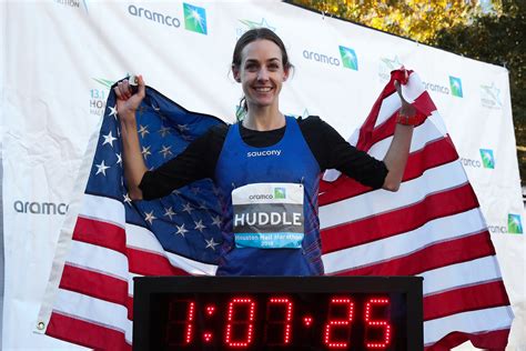 Molly Huddle Sets New US Half Marathon Record | GearJunkie