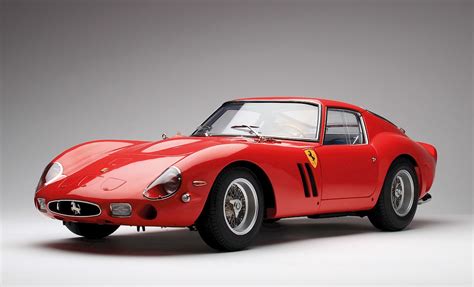 Ferrari 250 GTO. 1:8 scale model kit., Agora Models