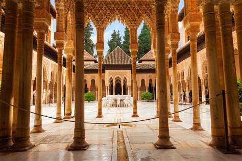 Granada Alhambra Generalife Nasrid Palaces Guided Tour Getyourguide