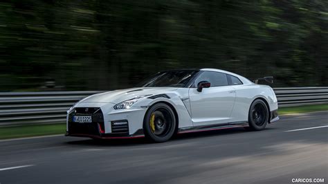 Nissan GT R NISMO 2020MY Front Three Quarter