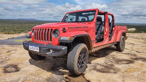 Picape 4x4 Jeep Gladiator chega ao Brasil preço de RAM 3500