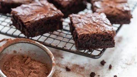 Como fazer brownie de Nescau ingredientes que você já tem