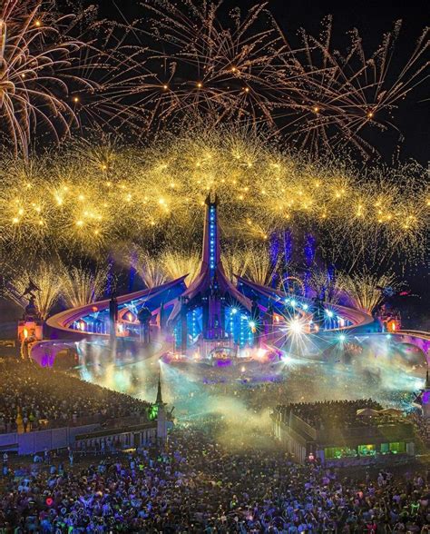 Tomorrowland festival – Artofit