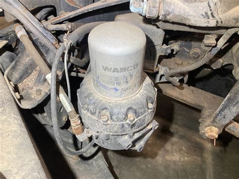 2015 Wabco 4324711010 Air Dryer For A Freightliner Cascadia For Sale