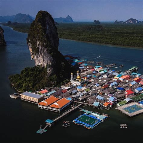 Thailand Has A Floating Soccer Pitch Built By Its Own Islanders ...