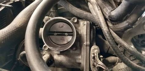 8 Symptoms Of A Bad Throttle Body Location Replacement Cost In 2021