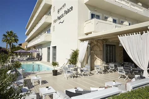 Iconic & chic adults-only hotel in Corfu town | Mon Repos Palace