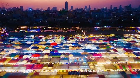 15 Night Markets In Bangkok That Are A Shopaholic’s Paradise