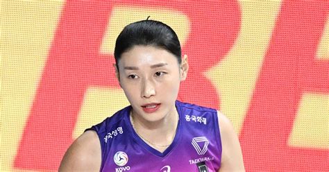 김연경 추모리본 달고 포토엔hd