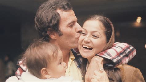 Isabel Preysler y Julio Iglesias su relación tras el divorcio