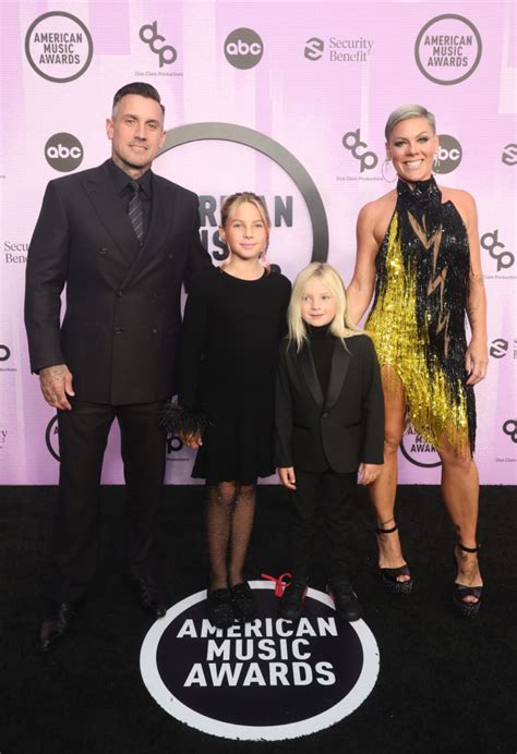 Pink Shines Alongside Her Family at the American Music Awards ...