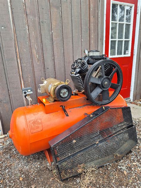 80 gallon air compressor | Power Tools | Barrie | Kijiji