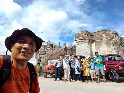 Menelusuri Indahnya Tebing Breksi Obyek Wisata Yang Instagramable