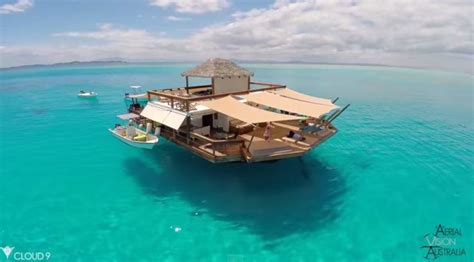 Cloud 9 Fiji Is A Floating Paradise Aka A Bar And Pizzeria In The