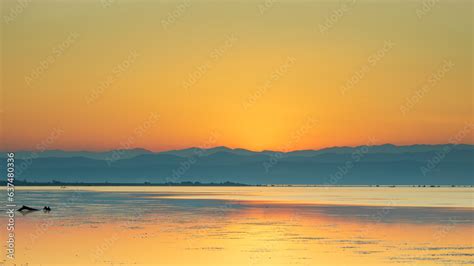 Alba Sul Mare Alla Laguna Di Grado Dove Sfocia Il Fiume Isonzo