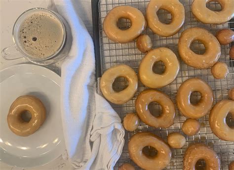 Copycat Krispy Kreme Donuts Maple Glazed