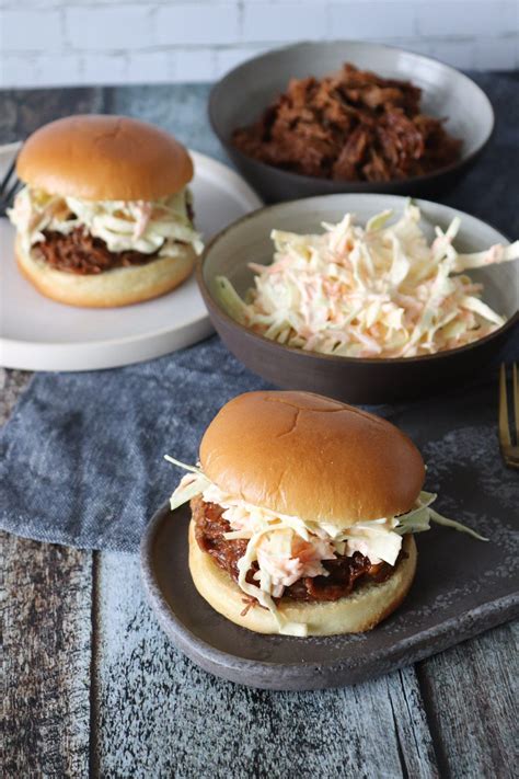 Pulled Pork Burger Med Bearnaise Coleslaw Pulled Pork Cole Slaw Mad