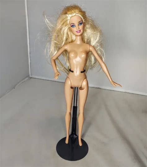 Barbie Fashion Doll Nude Naked Figure Blonde Hair Blue Eyes Grin