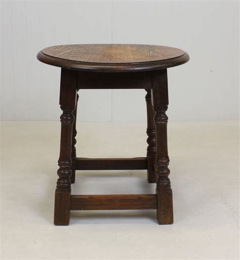 Round side table - Wood (Oak) - Catawiki