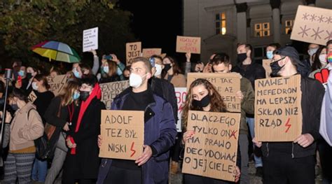 Demonstracje w miastach zaplanowane na 1 listopada Ani jednej więcej