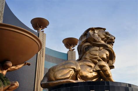 LIon statue, MGM Grand editorial photography. Image of fantasy - 8721802