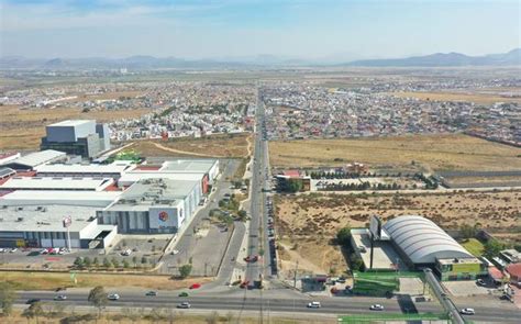 Puntualiza Julio Menchaca que vialidades de Pachuca serán rehabilitadas