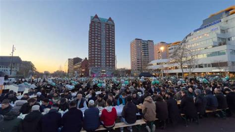 Unesco Toplu Iftarlar K Lt Rel Miras Listesine Ekledi Hollanda