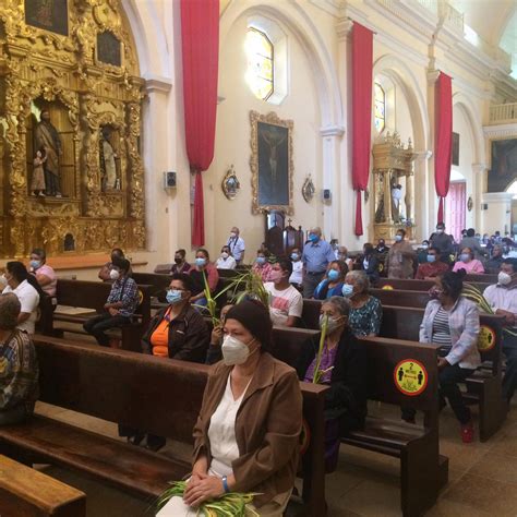 En Eucaristía de Domingo Ramos Iglesia Católica exhorta a feligresía a