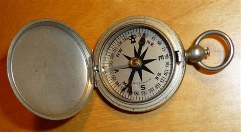 Antique Wwii Era Wittnauer Us Air Force Pocket Compass