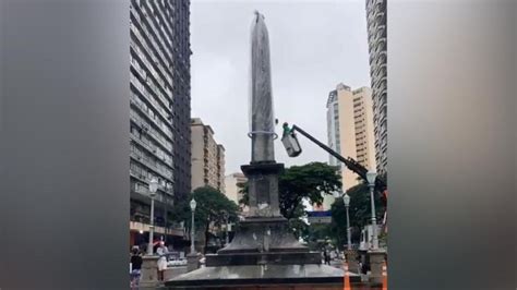 Pirulito Da Pra A Sete Coberto Preservativo Gigante Em Bh