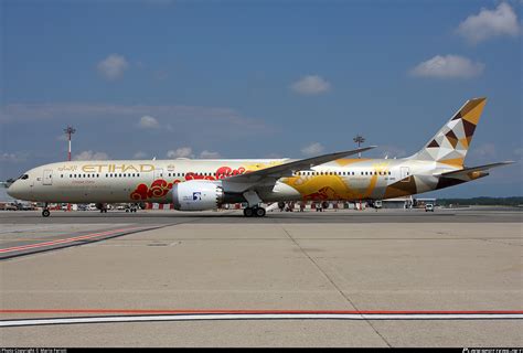 A6 BMD Etihad Airways Boeing 787 10 Dreamliner Photo By Mario Ferioli