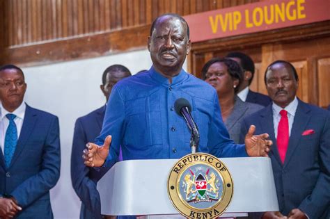 Raila Odinga Apologizes To Journalists After Disruption At Azimio Press