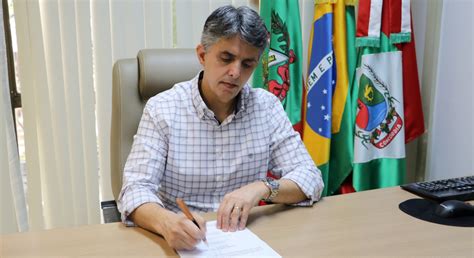 Prefeito finaliza detalhes para lançar licitação da construção de nova