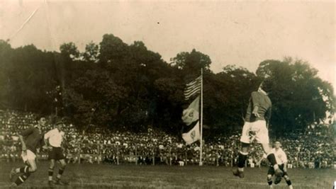 Dérbi paulista faz 100 anos relembre Palmeiras x Corinthians