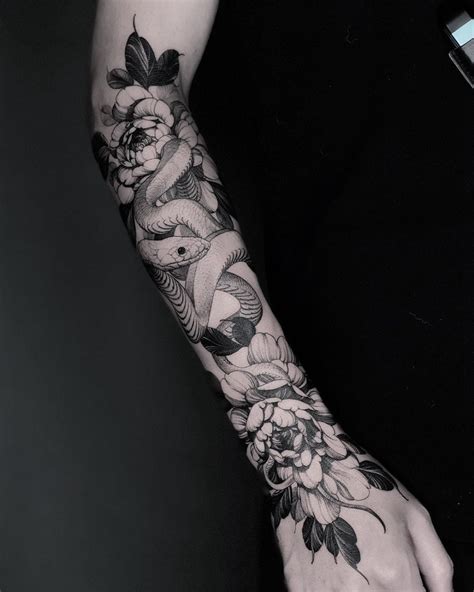 Top 20 best and dangerous snake tattoo design ideas snake tattoo ideas ...