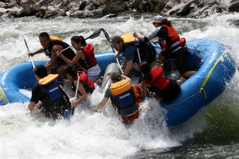 Whitewater rafting the American River - Justinsomnia