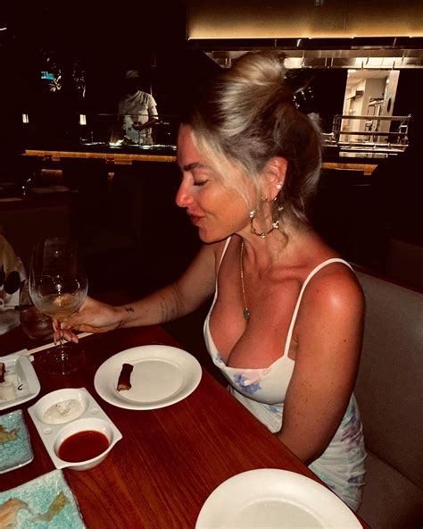 işfa nude 18 ÜNLÜLER on Twitter zeynep Bastık Hadise Buse Korkmaz